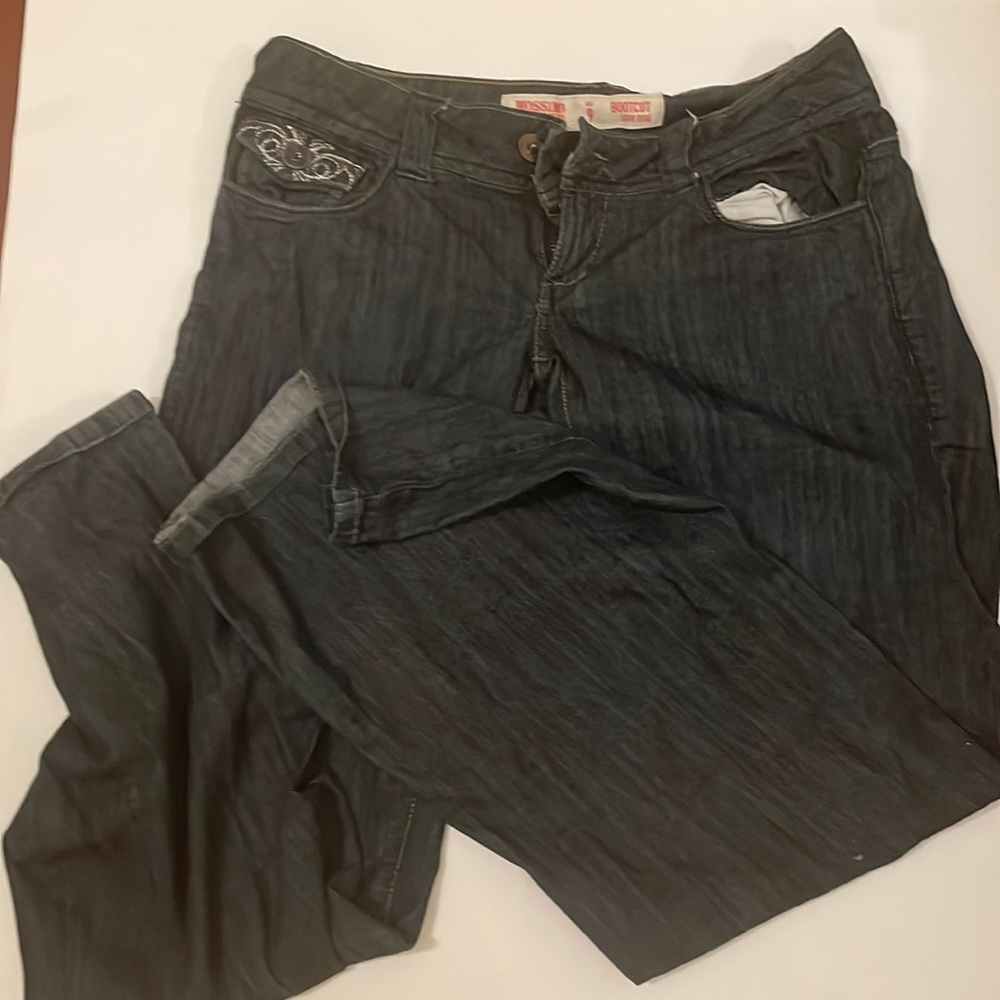 cute y2k ultra low waisted jeans size 9 wide leg flare jeans